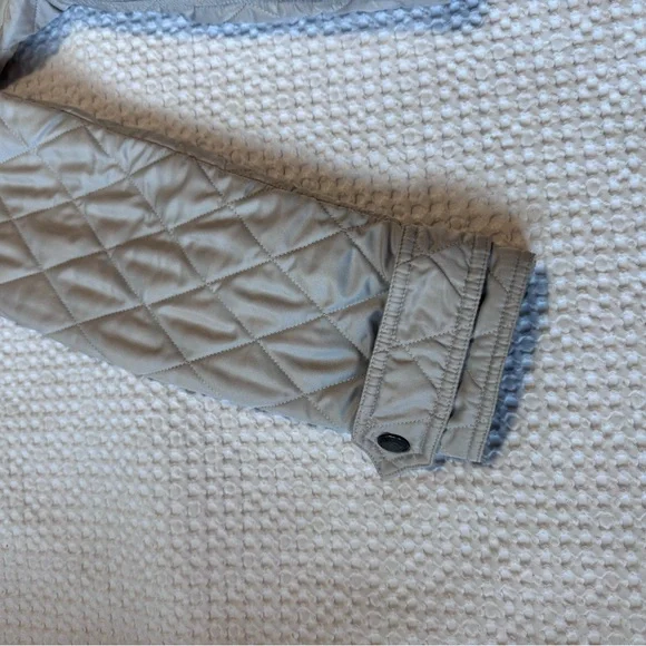 Burberry Quilted Jacket coat Coat - Light Tan size small - Picture 7 of 8